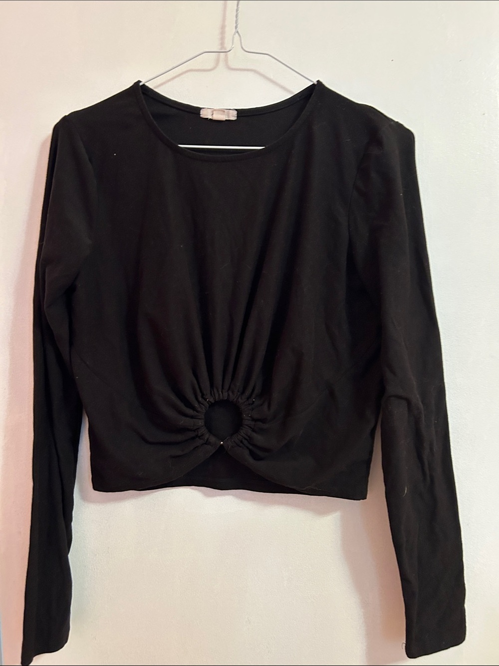 Black Long-Sleeve Twist Front Crop Top